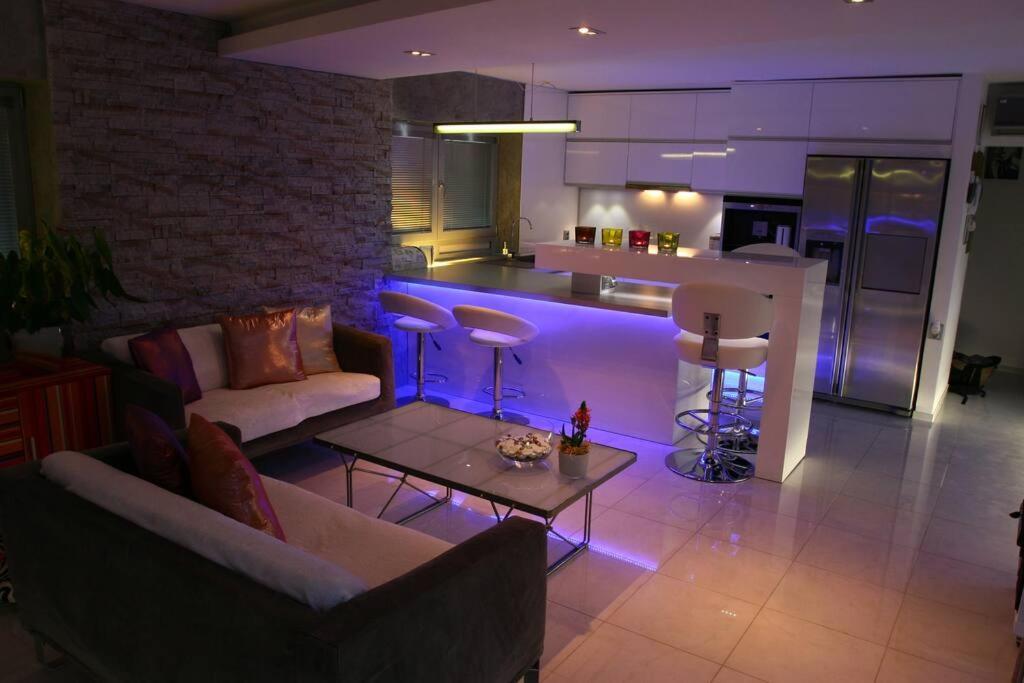 Nice Life - Luxury Apartment In The Old Town. Bratislava Extérieur photo
