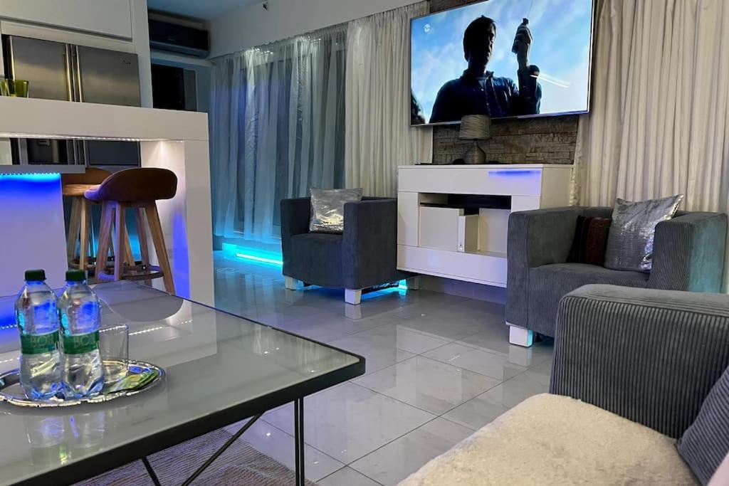 Nice Life - Luxury Apartment In The Old Town. Bratislava Extérieur photo