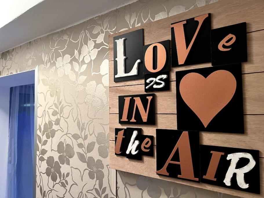 Nice Life - Luxury Apartment In The Old Town. Bratislava Extérieur photo